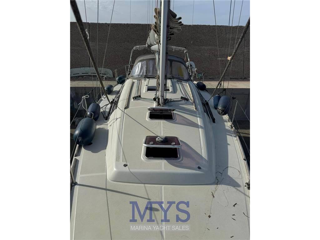 Beneteau Oceanis 37