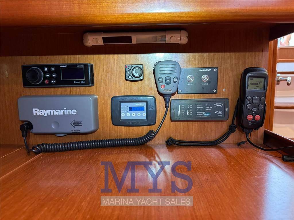 Beneteau Oceanis 37