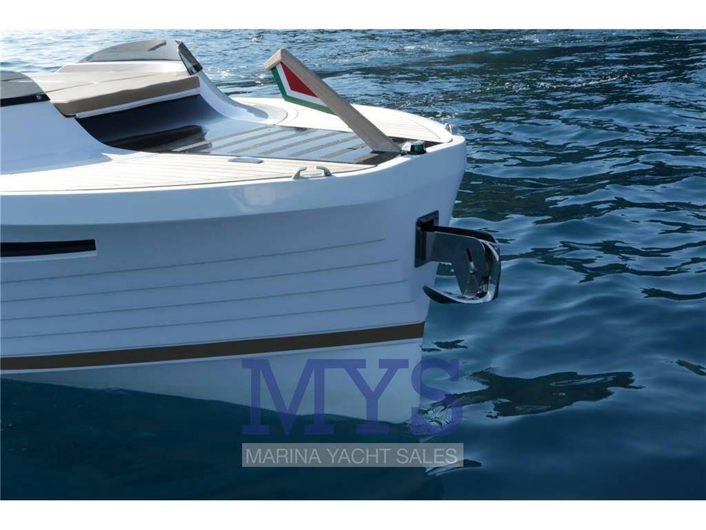 Cantiere ma.mi Ma.mi 28 t top