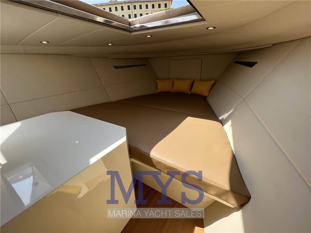 Cantiere ma.mi Ma.mi 28 t top