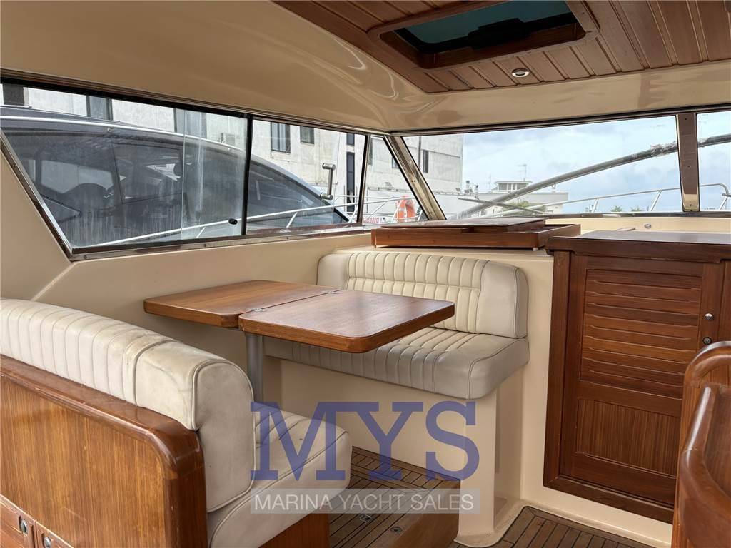 Apreamare 12 cabin