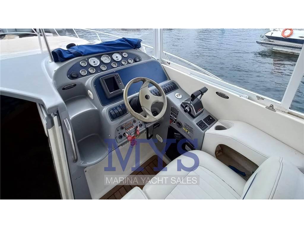 Bayliner 305