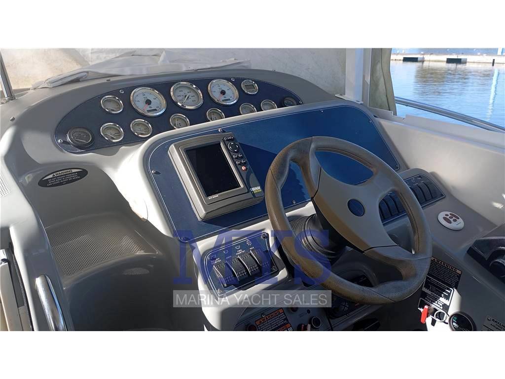 Bayliner 305