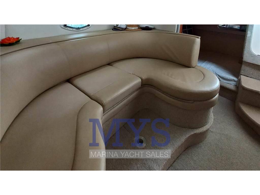 Bayliner 305