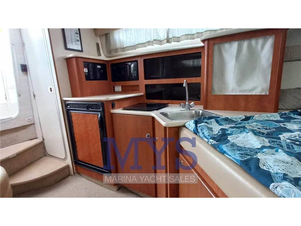 Bayliner 305