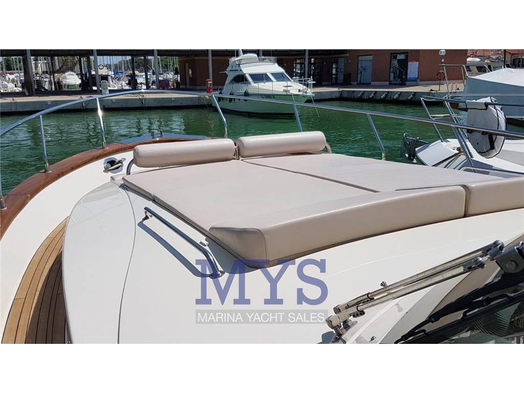 Di donna Serapo 42 cabin ht