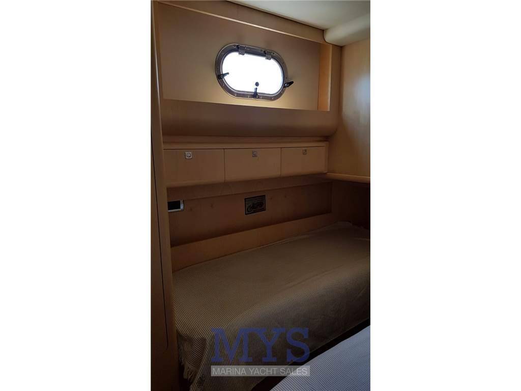 Di donna Serapo 42 cabin ht