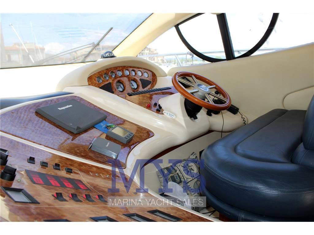 Azimut 46