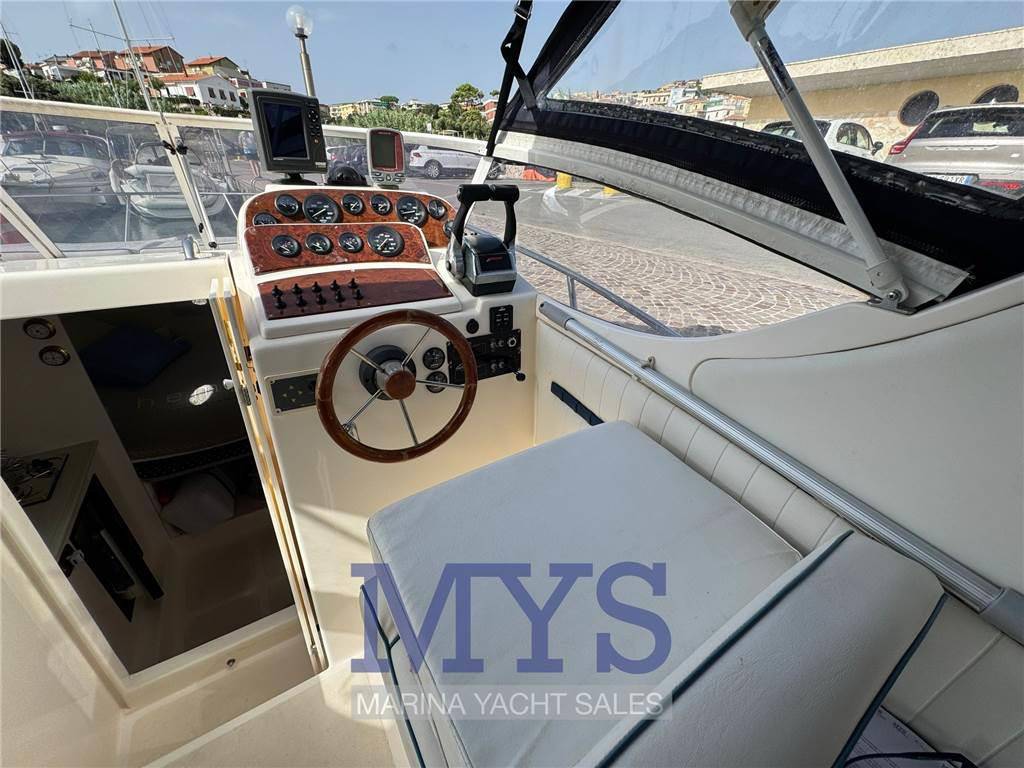 Manò marine 25 cruiser