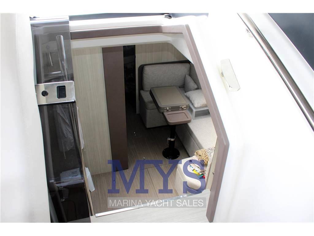 Cranchi M44 ht