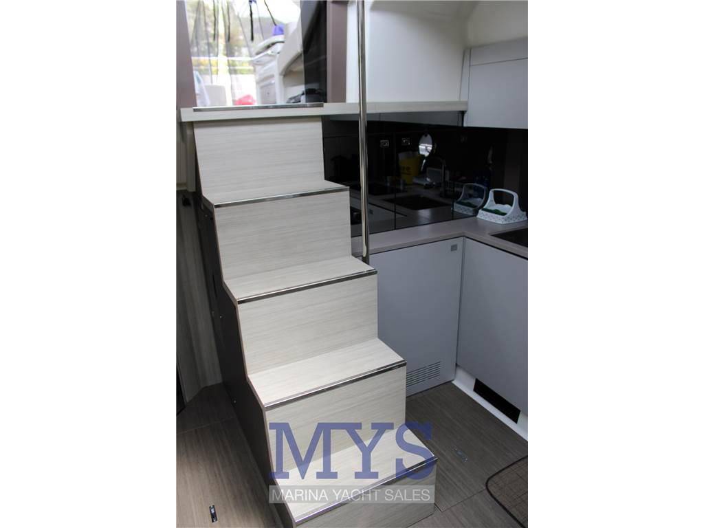 Cranchi M44 ht
