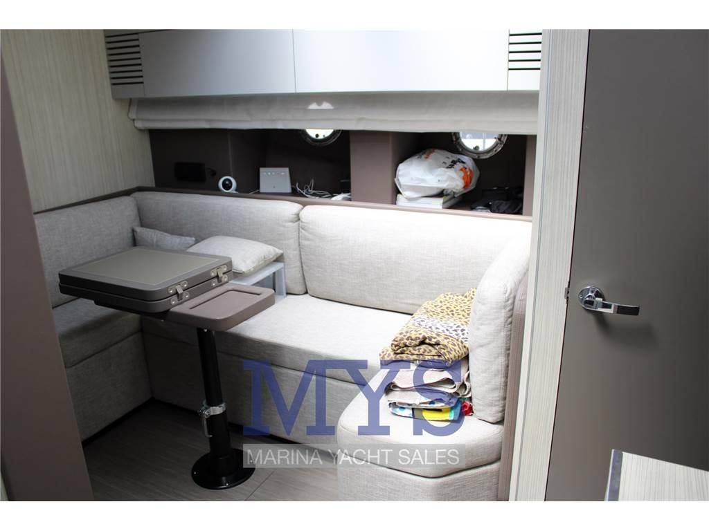Cranchi M44 ht