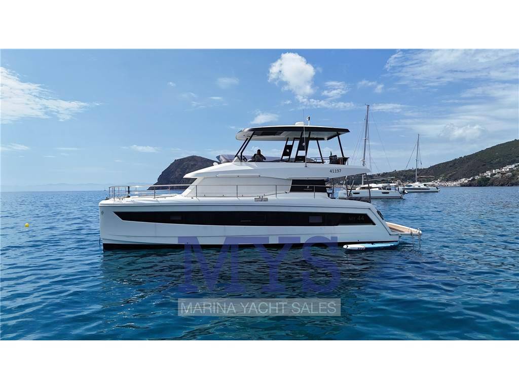 Fountaine pajot My 44