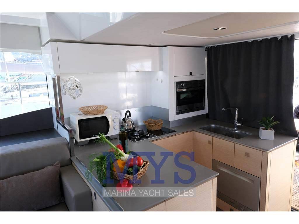 Fountaine pajot My 44