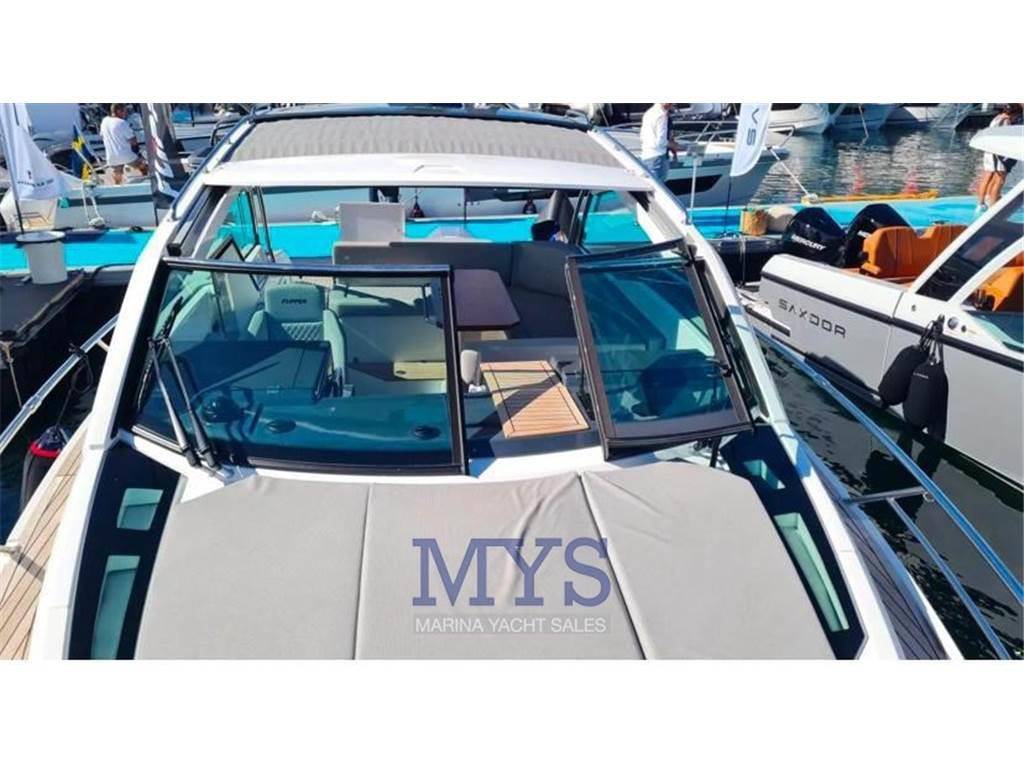 Bella boats Flipper st 900