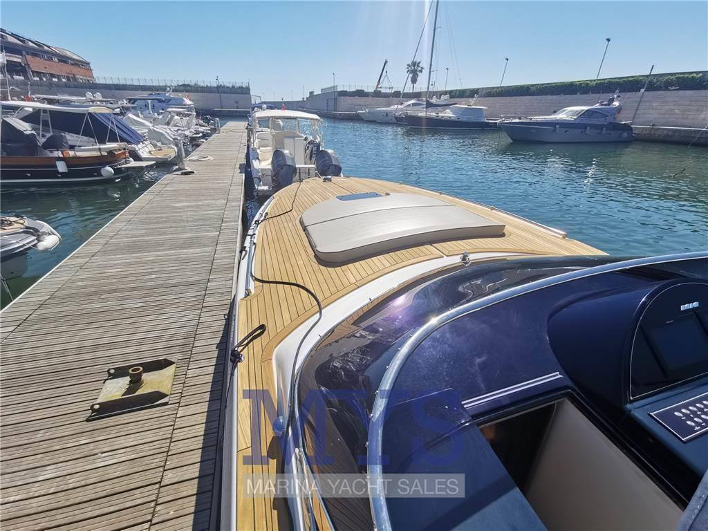 Marine yachting Mig 38