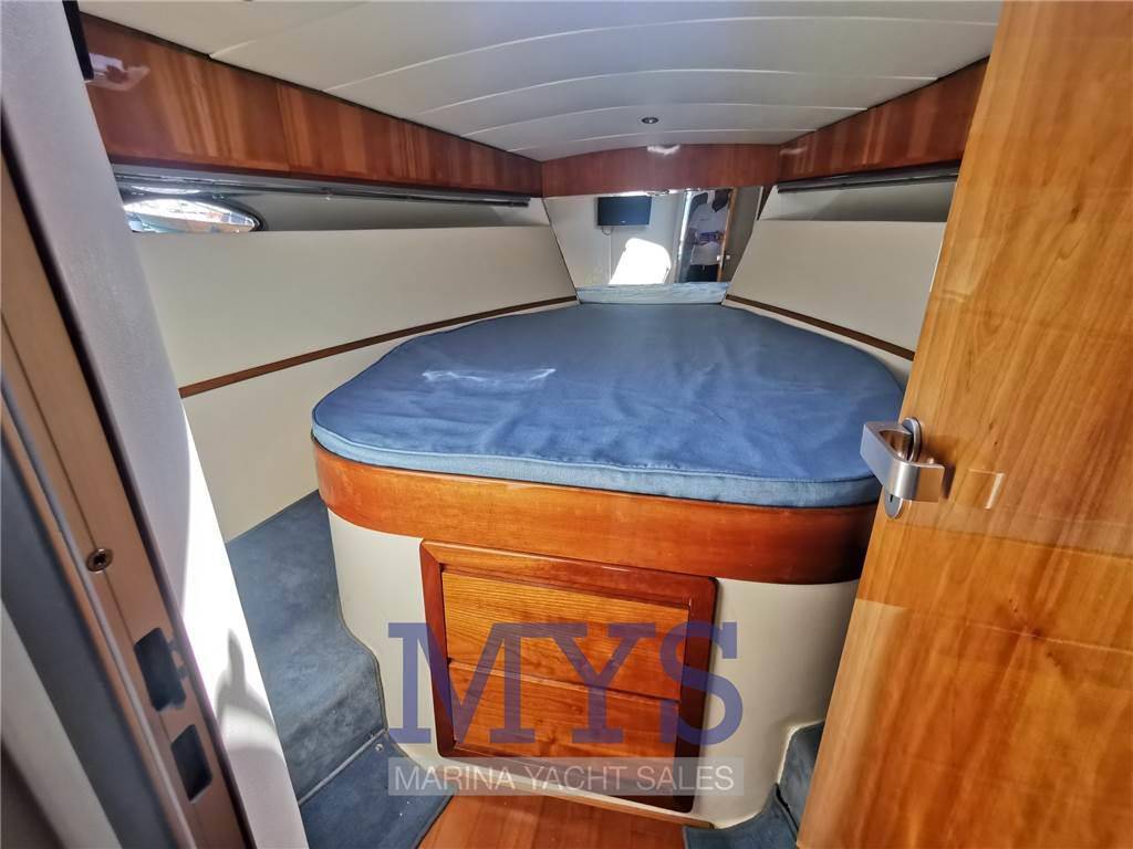 Marine yachting Mig 38