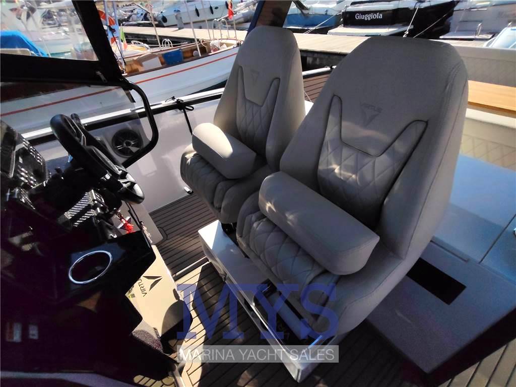Virtue yachts V10 top