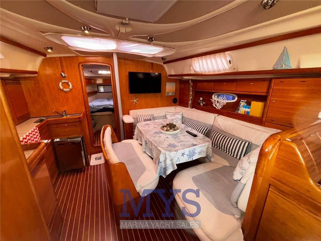 Bavaria 42 cruiser