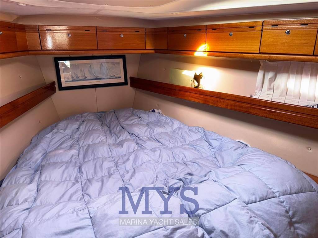 Bavaria 42 cruiser
