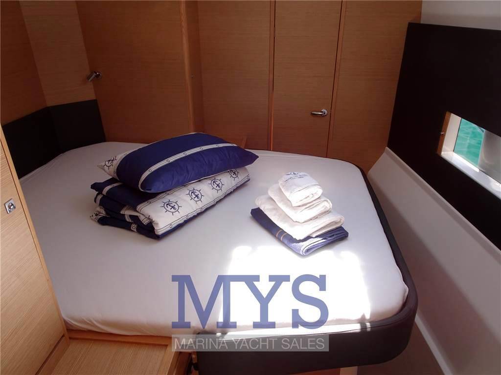 Dufour catamarans 48