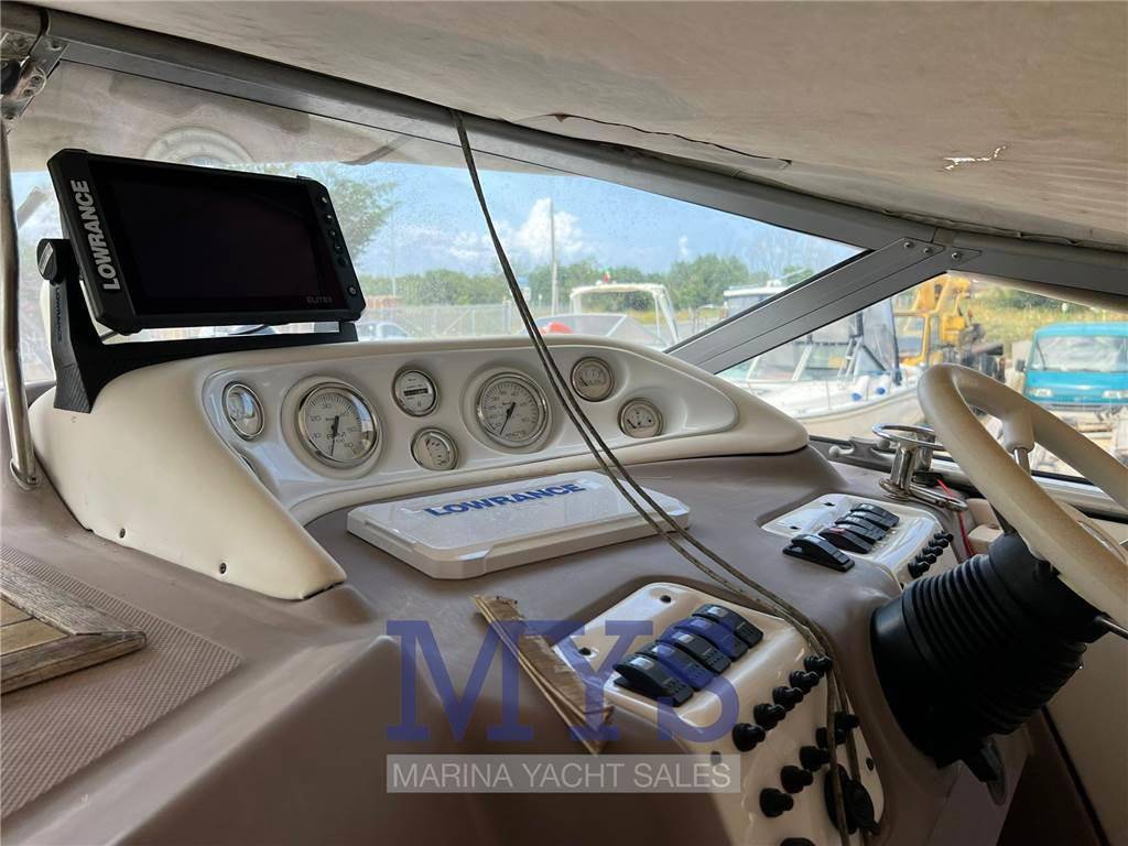 Regal marine Commodore 2665