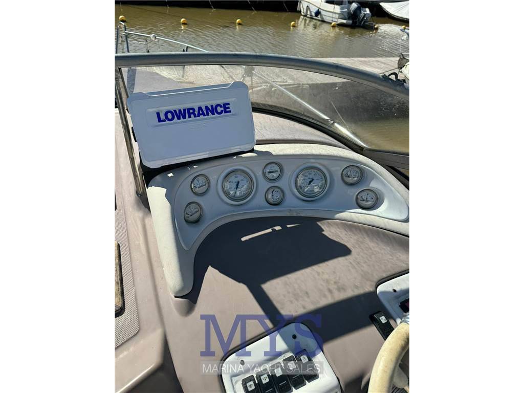 Regal marine Commodore 2665