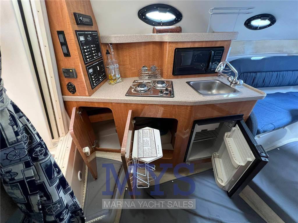 Regal marine Commodore 2665