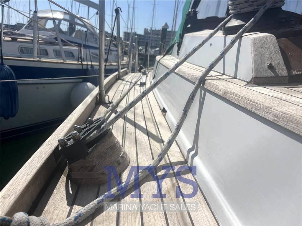 Franchini yachts Synthesi 47