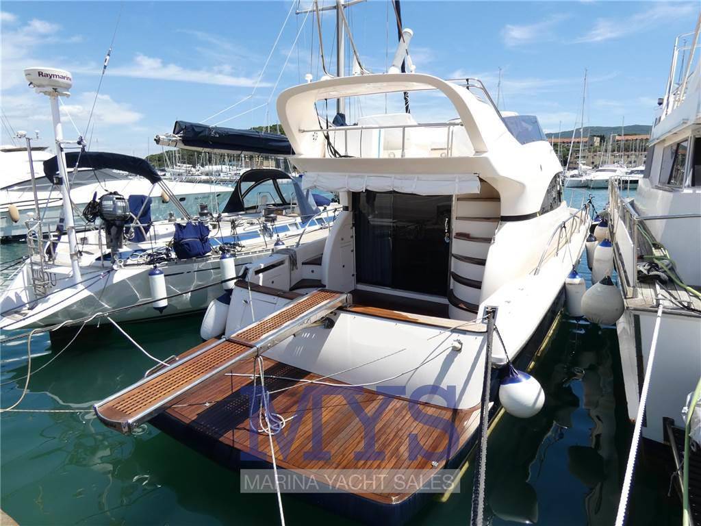 Cantieri navali del tirreno Cayman 40