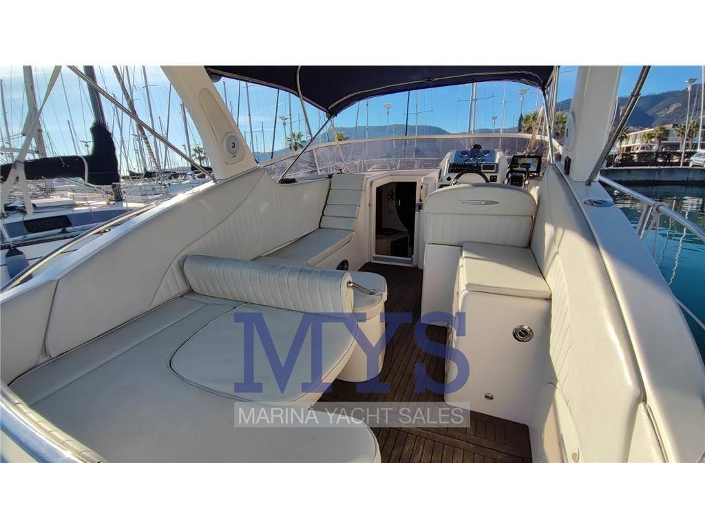 Manò marine 26.50 cabin cruiser