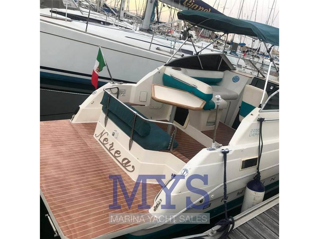 Bayliner Ciera 2255 sunbridge