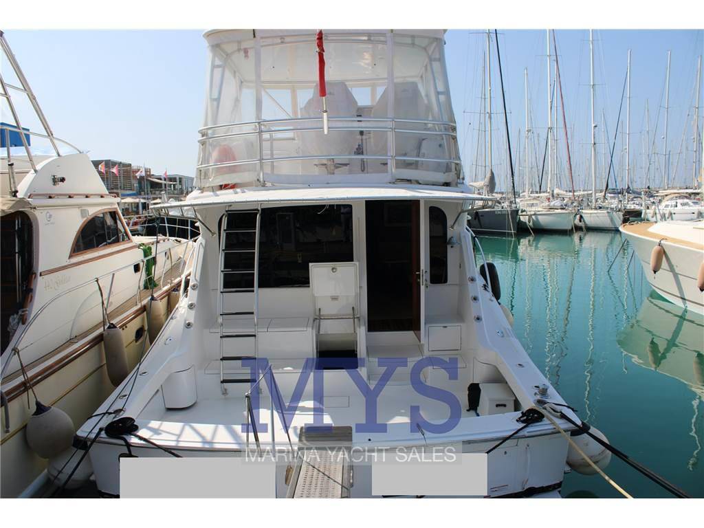 Hatteras 54 convertible