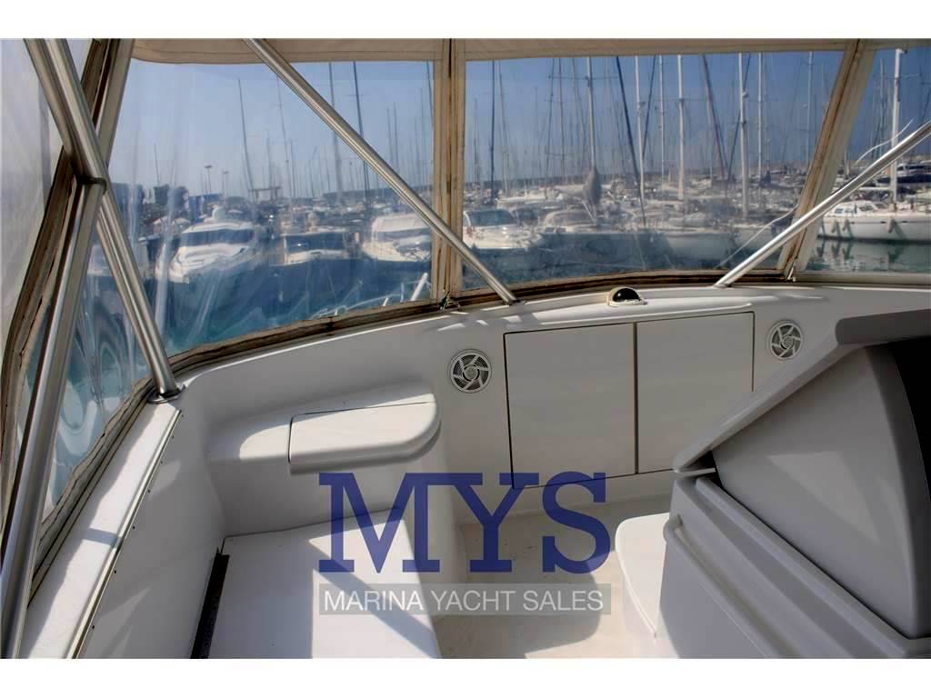 Hatteras 54 convertible