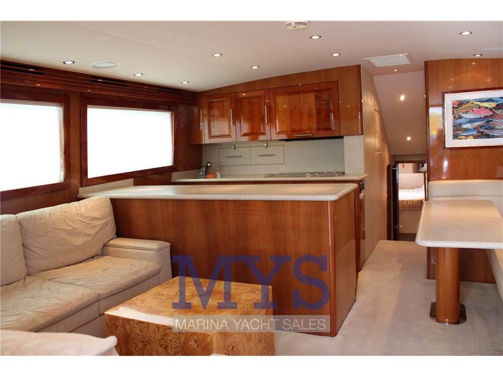 Hatteras 54 convertible