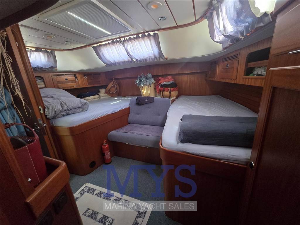 Hallberg rassy 48