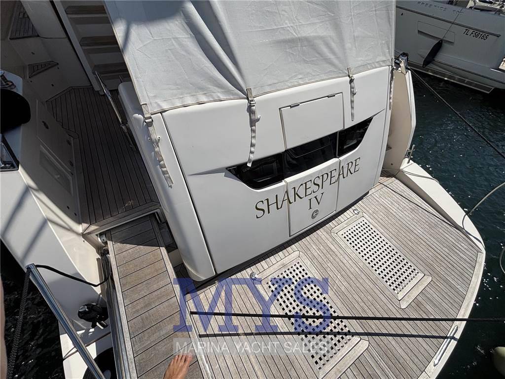 Cayman 520 fly