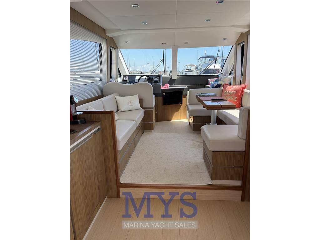 Cayman 520 fly