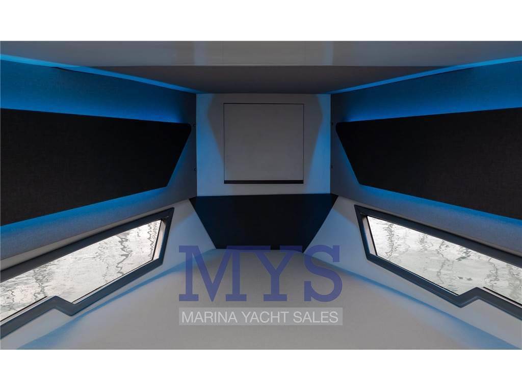 Python yacht 27s