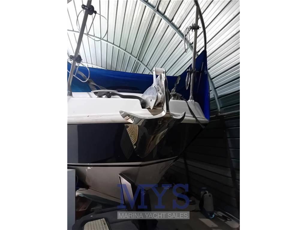 Manò marine 24,50 cabin
