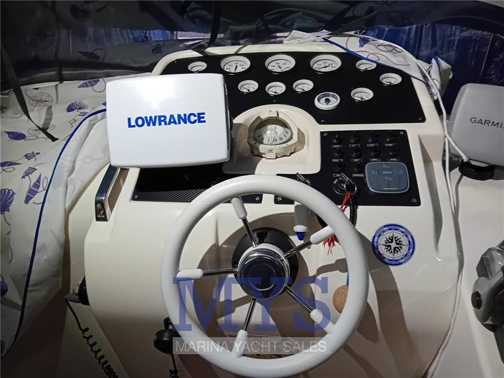 Manò marine 24,50 cabin