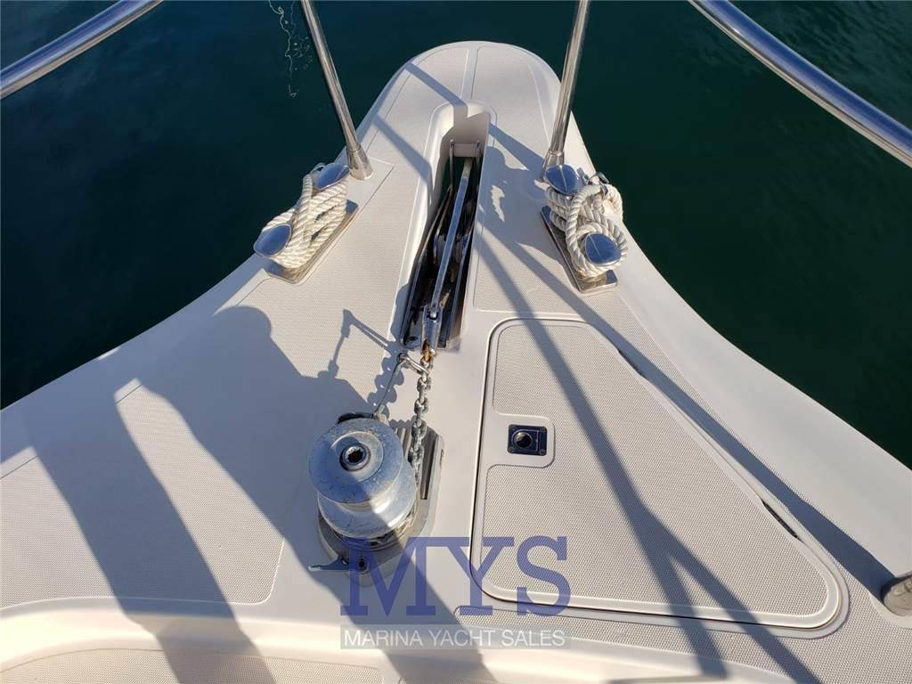 Cayman 42 fly