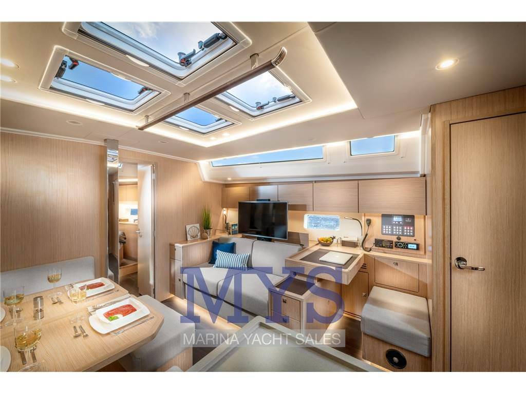 Bavaria C50 style