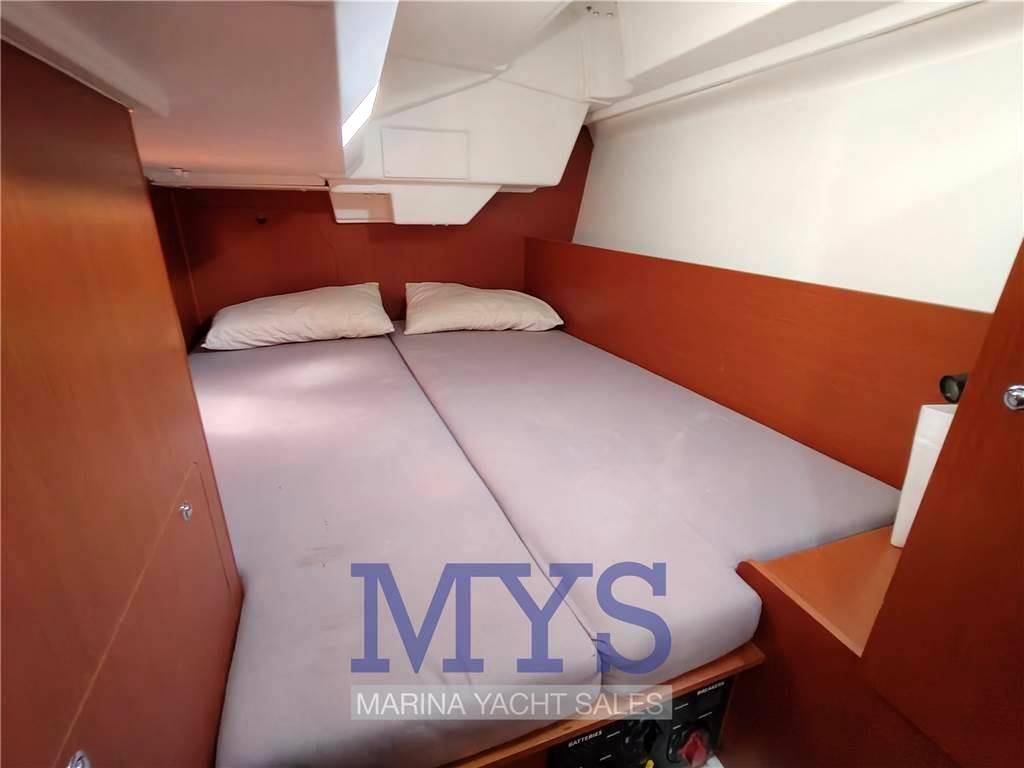 Beneteau Oceanis 38.1