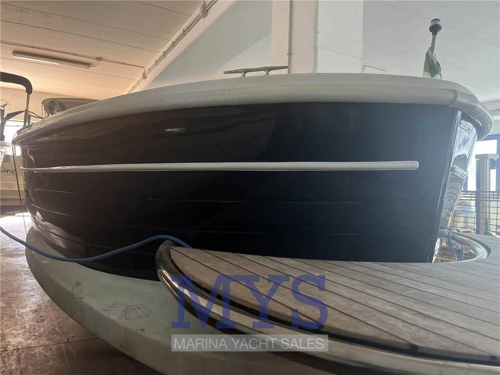 Navalplastica Gozzo 595