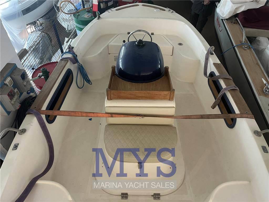 Navalplastica Gozzo 595