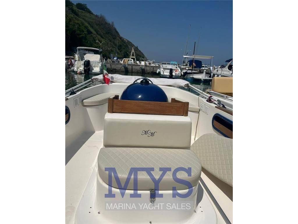 Navalplastica Gozzo 595