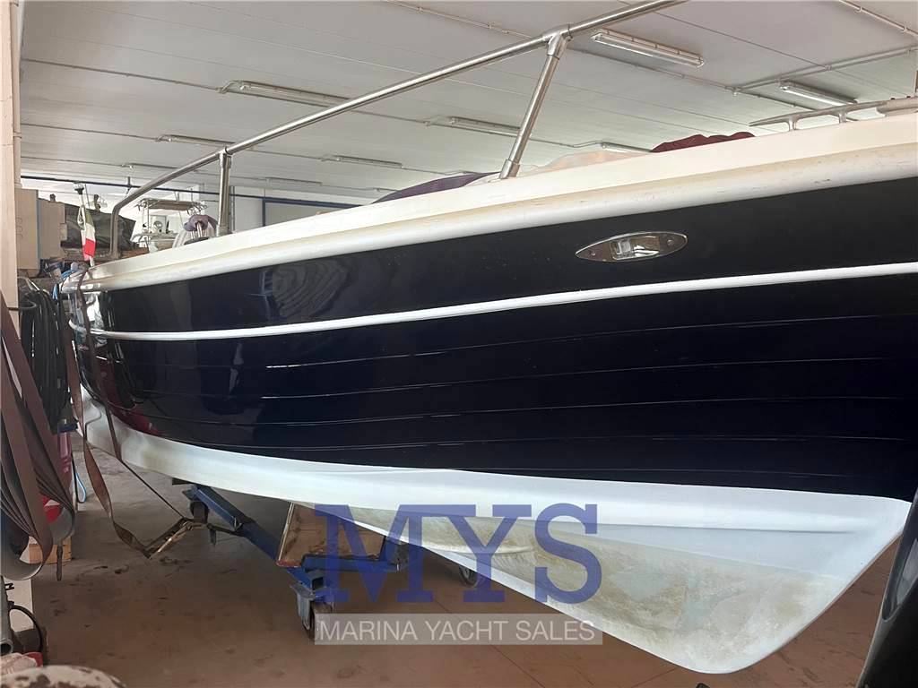 Navalplastica Gozzo 595