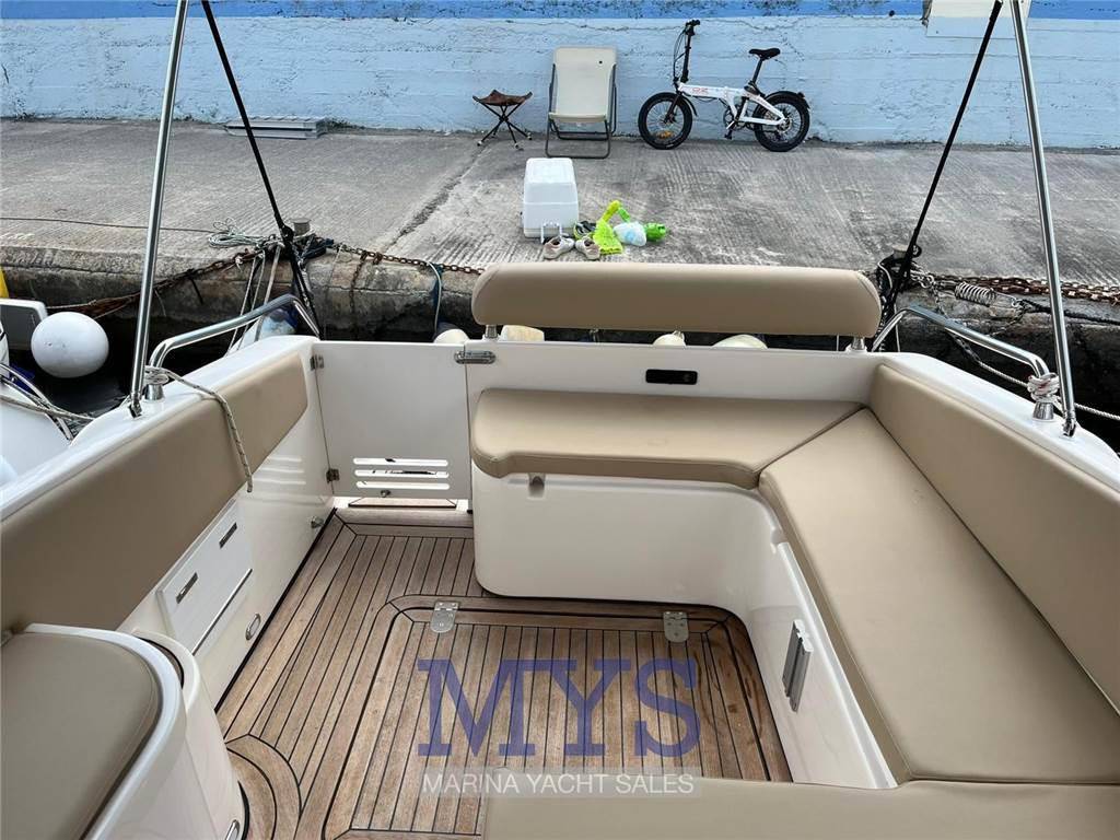 Manò marine 25 cruiser