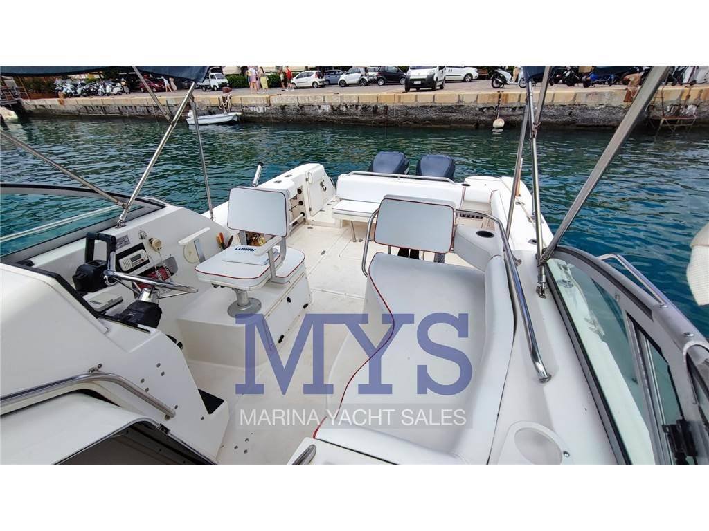 Boston whaler 28 conquest